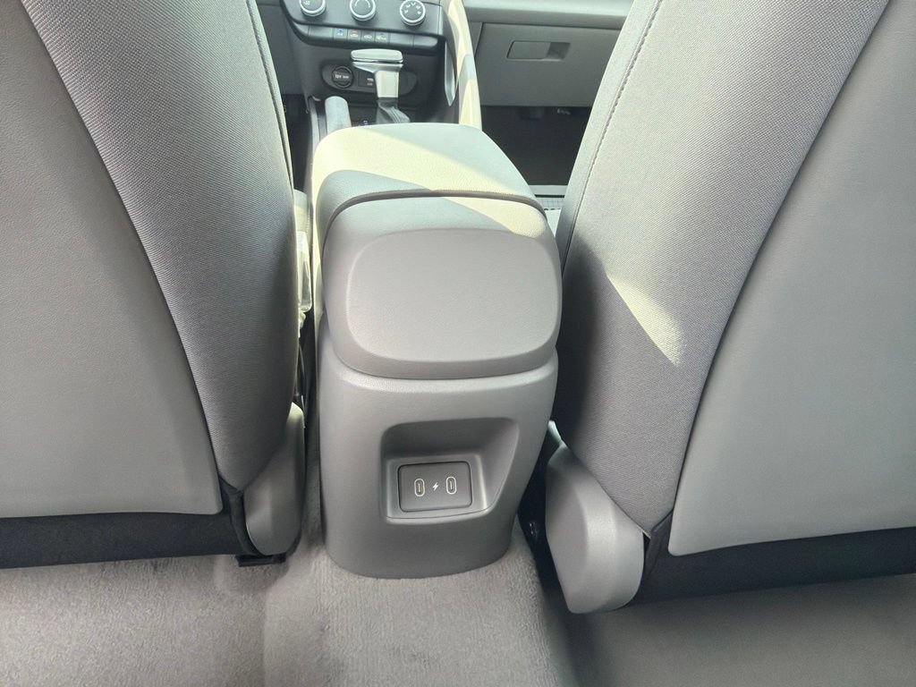 New 2026 Hyundai Elantra SE FWD image 16