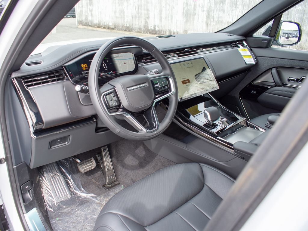 New 2026 Land Rover Range Rover Sport SE image 11