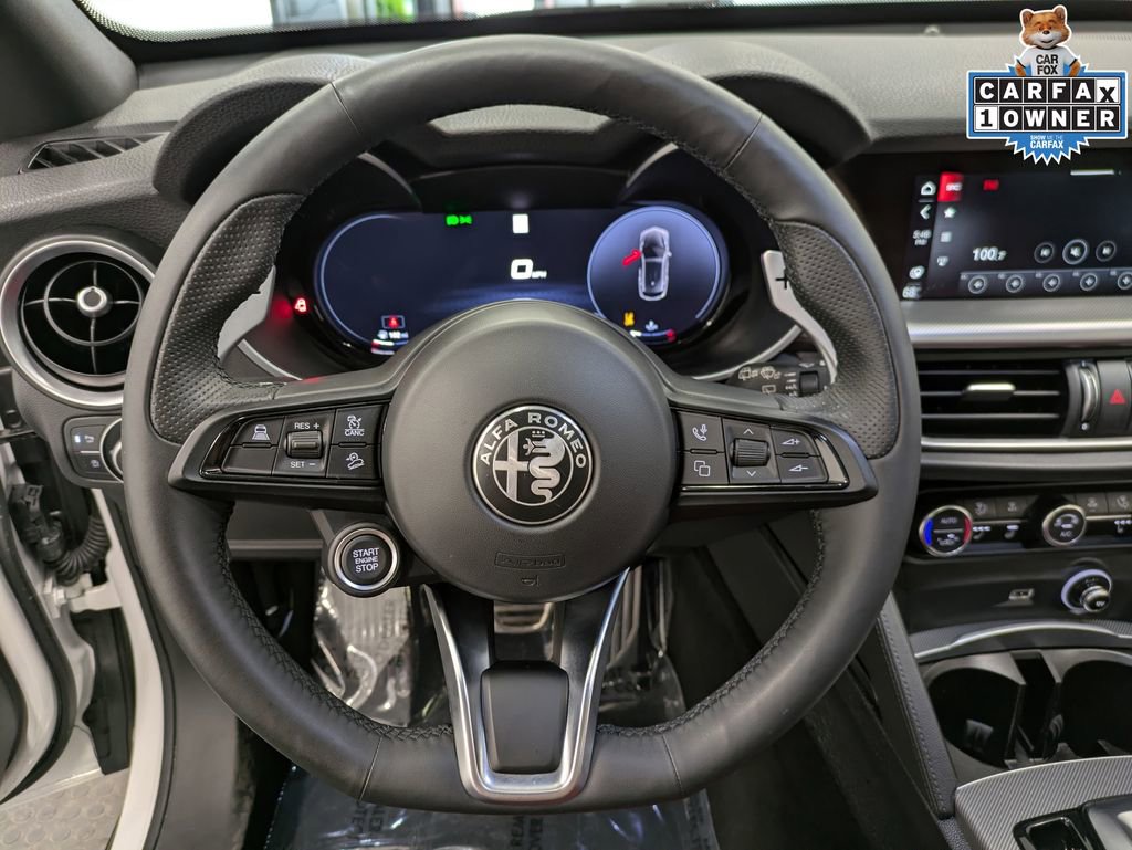 Used 2025 Alfa Romeo Stelvio Sprint w/ Veloce Package AWD/4WD image 20