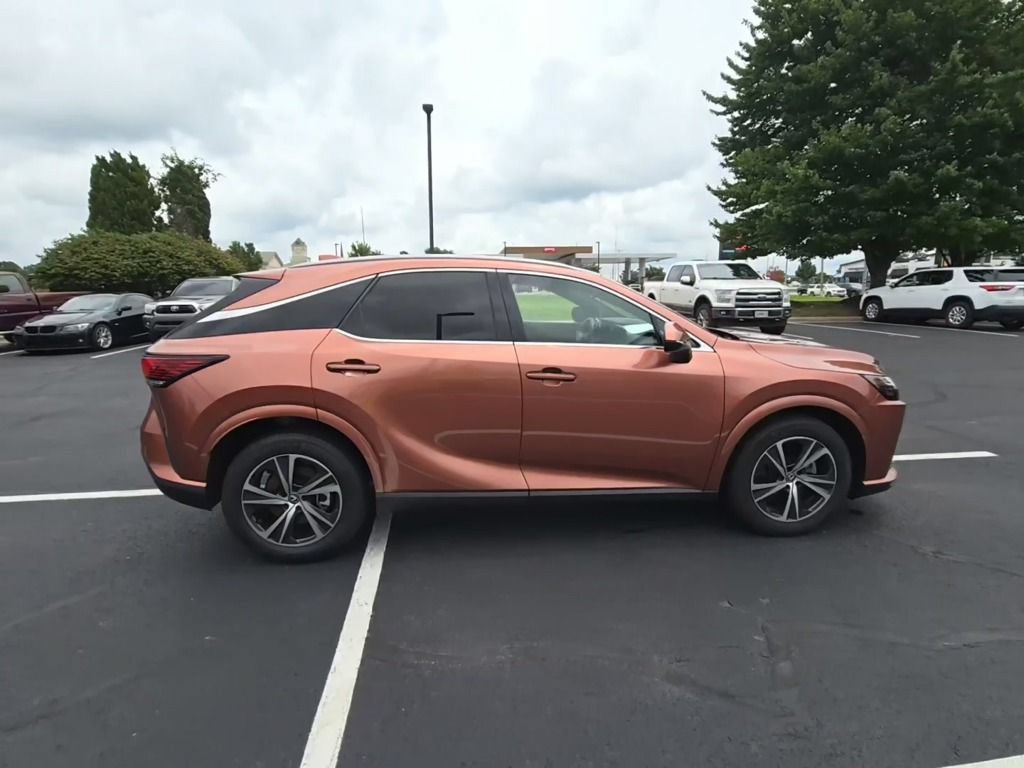 Used 2023 Lexus RX 350 Premium Plus w/ Accessory Package (Z1) AWD/4WD image 9