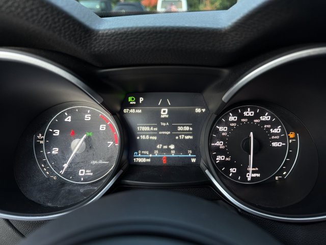 Used 2023 Alfa Romeo Stelvio Veloce AWD/4WD image 19