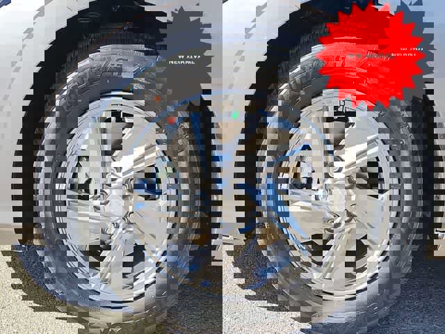 Used 2025 Hyundai Elantra SE image 7