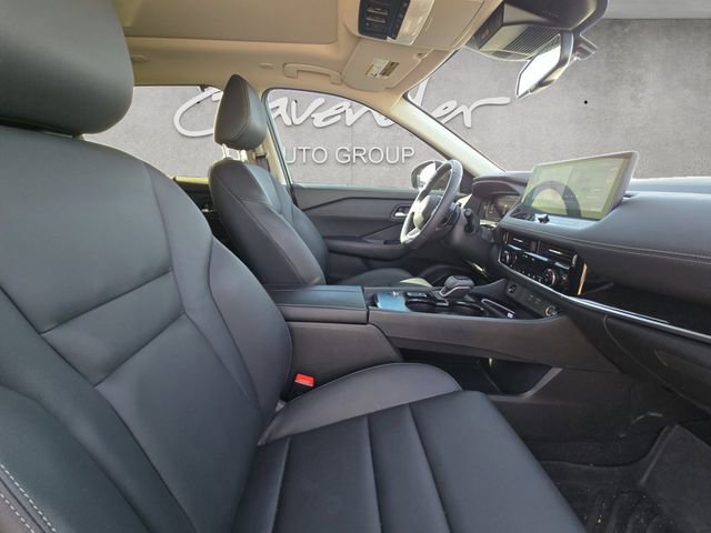 Used 2024 Nissan Rogue SL w/ SL Premium Package image 24