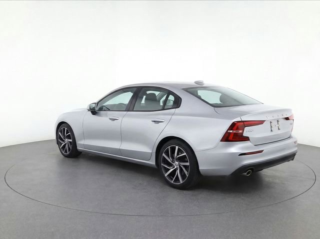 Used 2020 Volvo S60 T5 Momentum FWD image 42