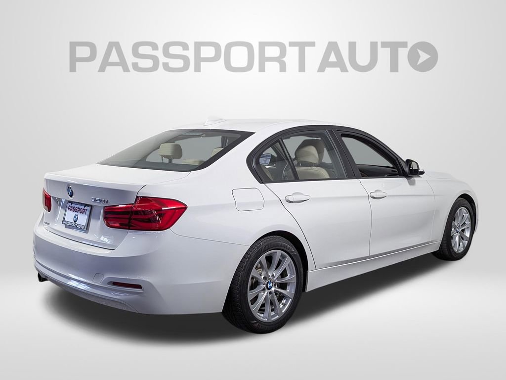 Used 2018 BMW 320i Sedan RWD image 7