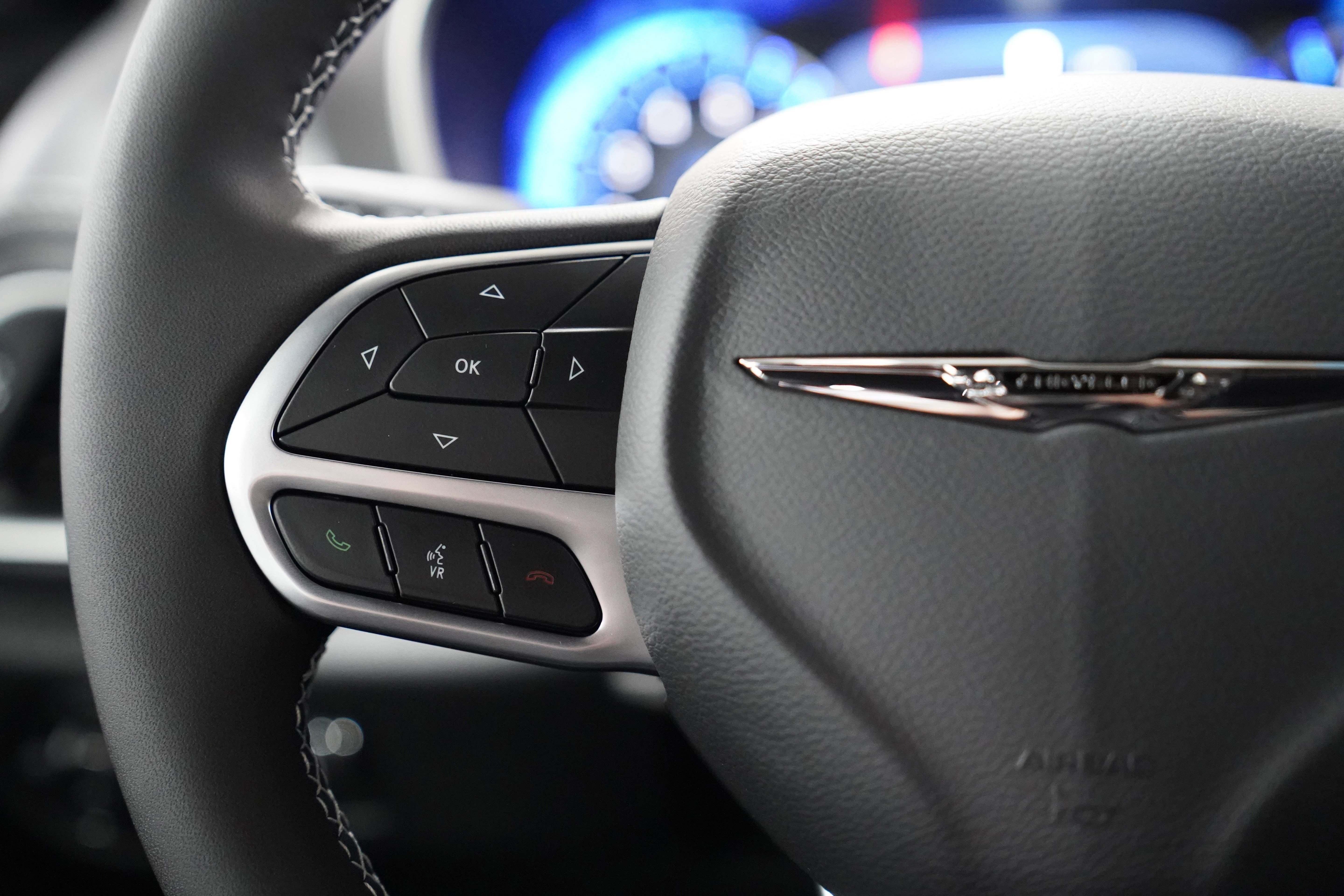 New 2026 Chrysler Pacifica Select image 20