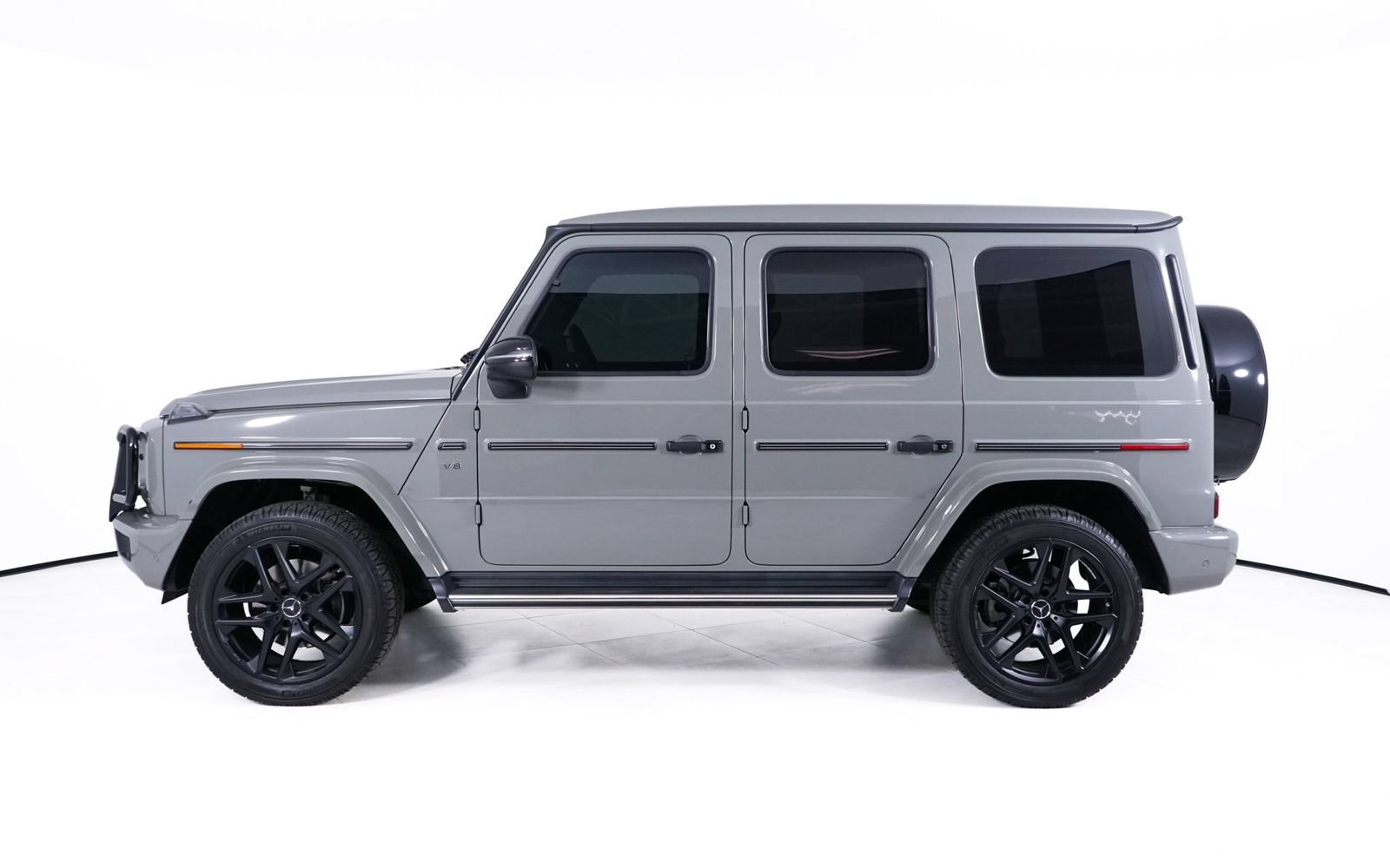 Used 2023 Mercedes-Benz G 550 image 2