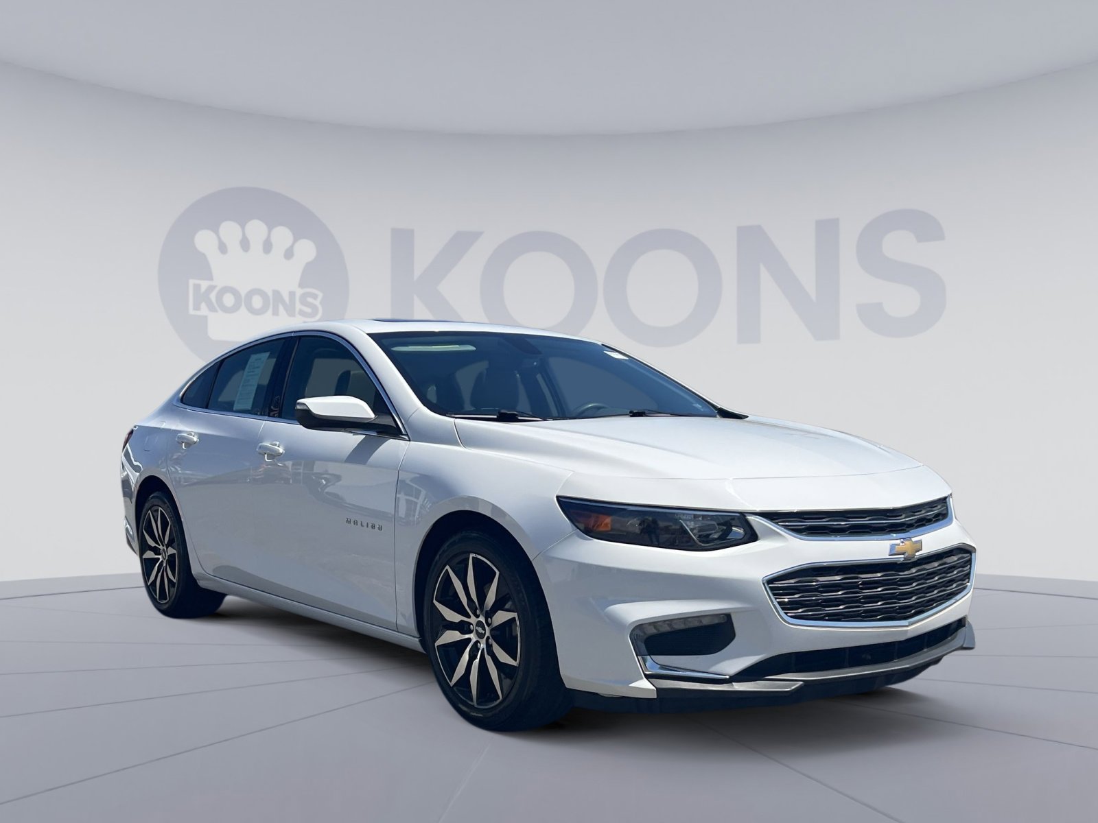 Used 2016 Chevrolet Malibu LT w/ Leather Package image 18