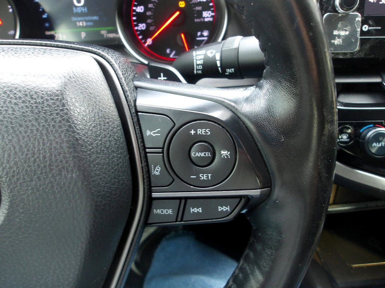 Used 2021 Toyota Camry XSE image 16
