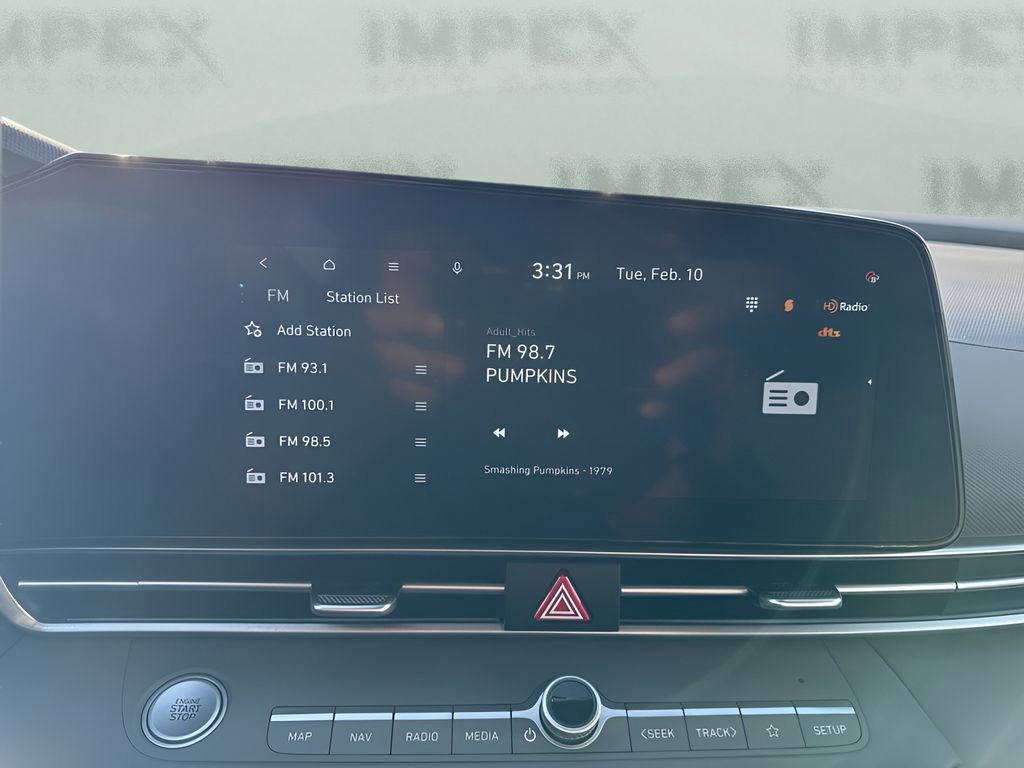 Used 2024 Hyundai Elantra SEL image 16