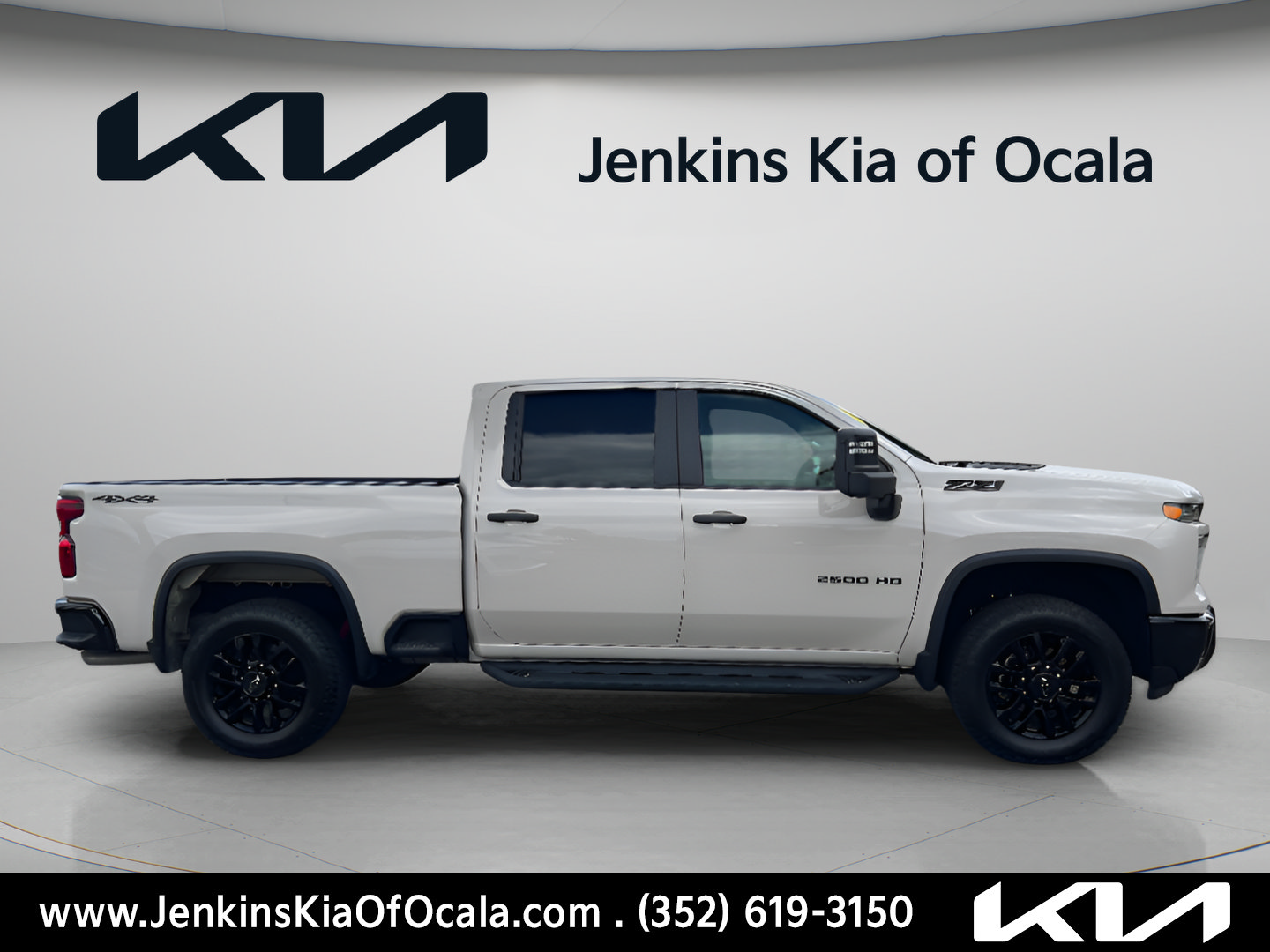Used 2026 Chevrolet Silverado 2500 Custom w/ Custom Value Package AWD/4WD image 3