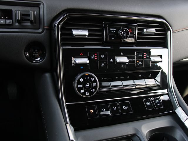 Certified 2025 Nissan Armada PRO-4X AWD/4WD image 17