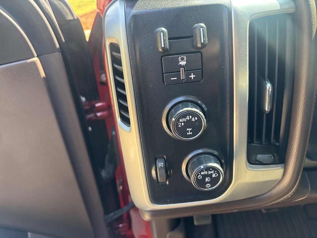 Used 2018 GMC Sierra 1500 SLT image 34