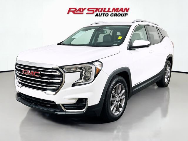 Used 2024 GMC Terrain SLT FWD image 3
