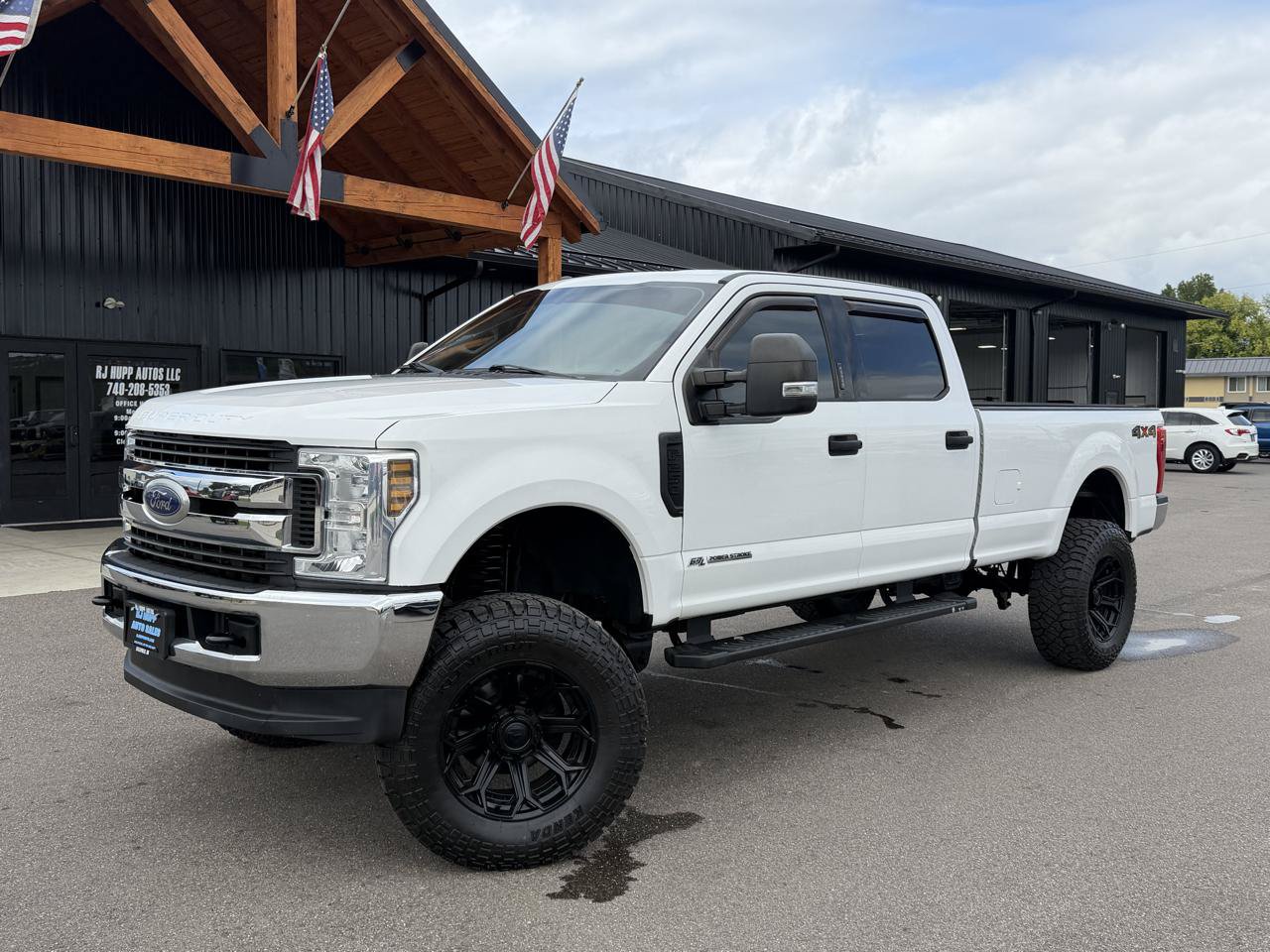 Used 2019 Ford F250 XLT AWD/4WD image 1