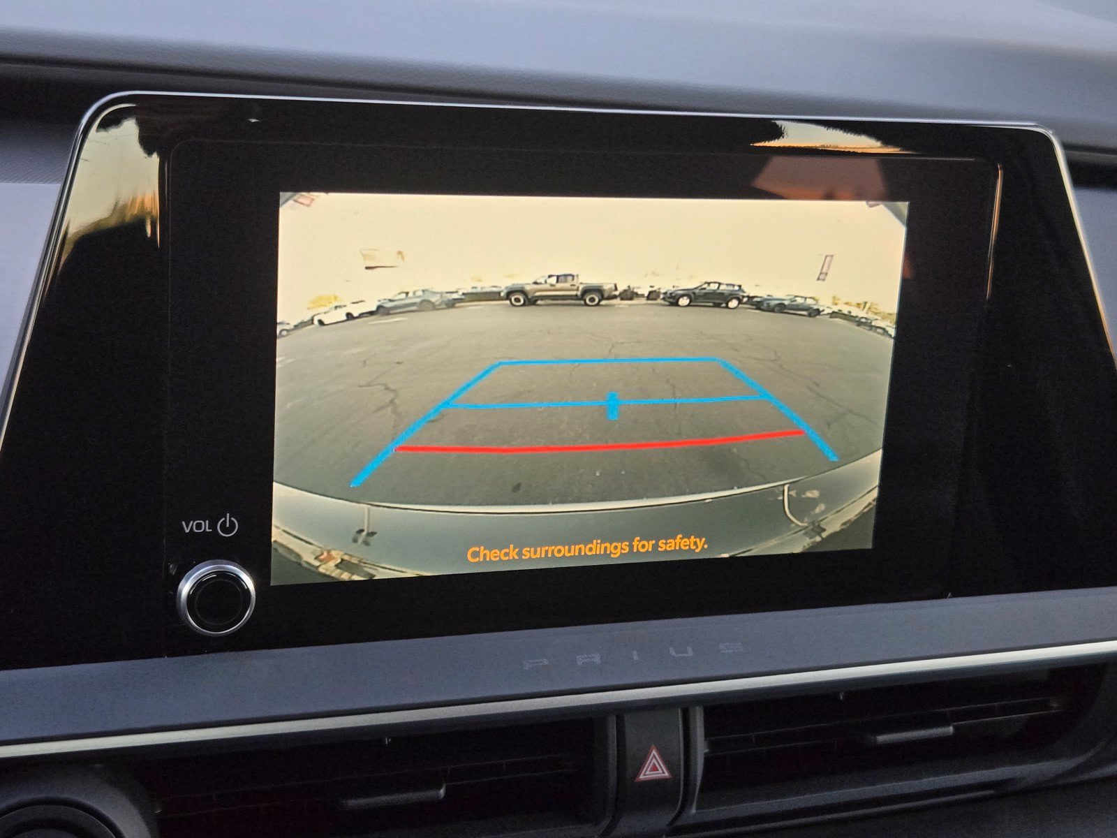 Certified 2025 Toyota Prius LE FWD image 14
