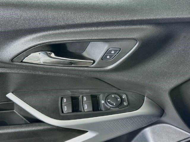 Used 2024 Chevrolet Trax LS w/ LS Convenience Package FWD image 22