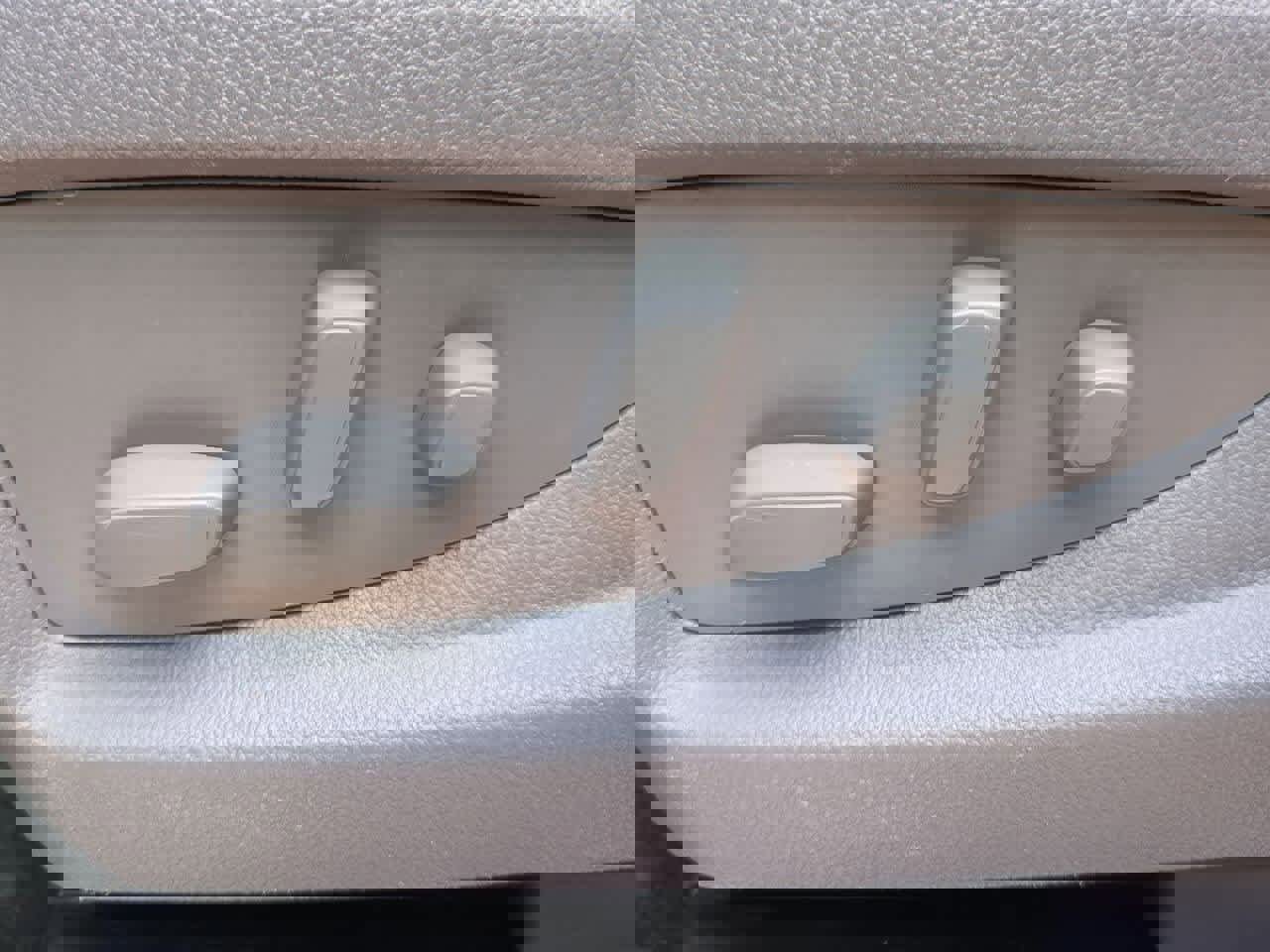 Used 2017 Chevrolet Silverado 2500 LT w/ LT Convenience Package image 16