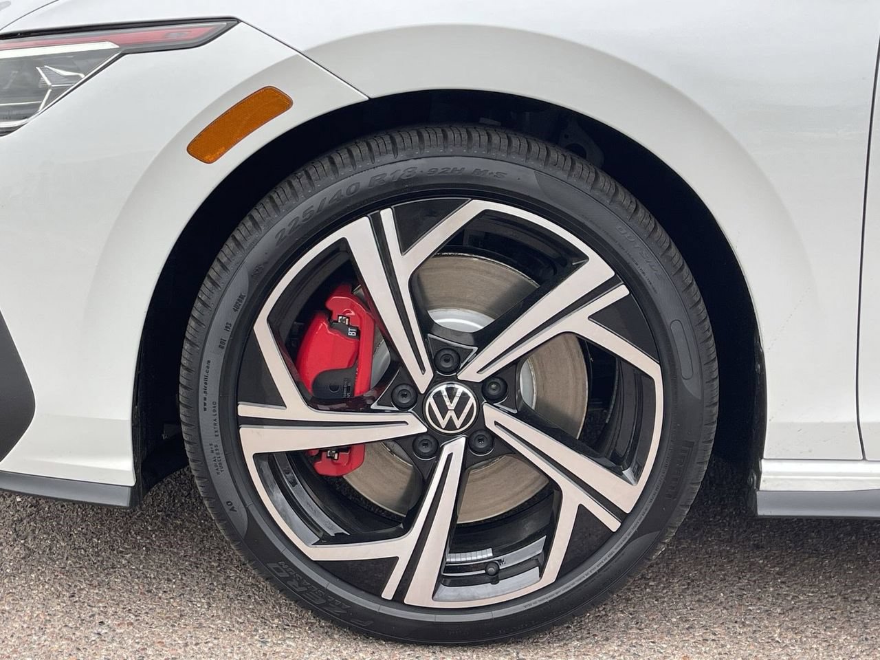 New 2026 Volkswagen GTI SE FWD image 6