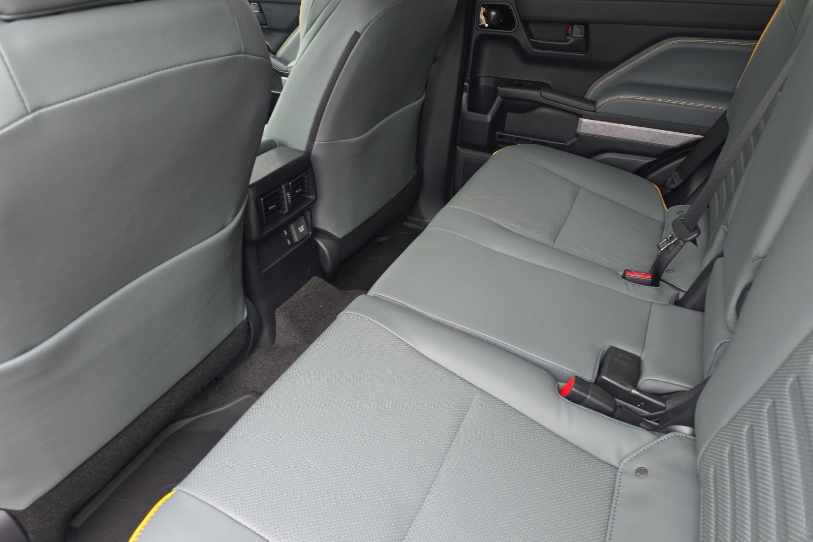 New 2026 Toyota 4Runner Trailhunter AWD/4WD image 9