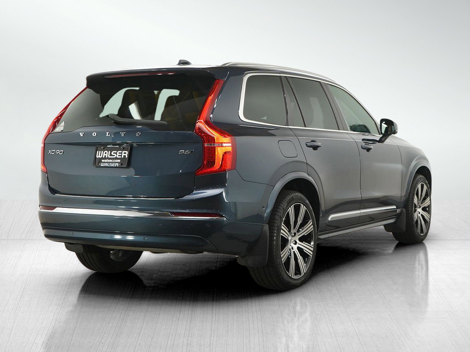 Used 2024 Volvo XC90 B6 Ultimate w/ Protection Package Premier AWD/4WD image 6
