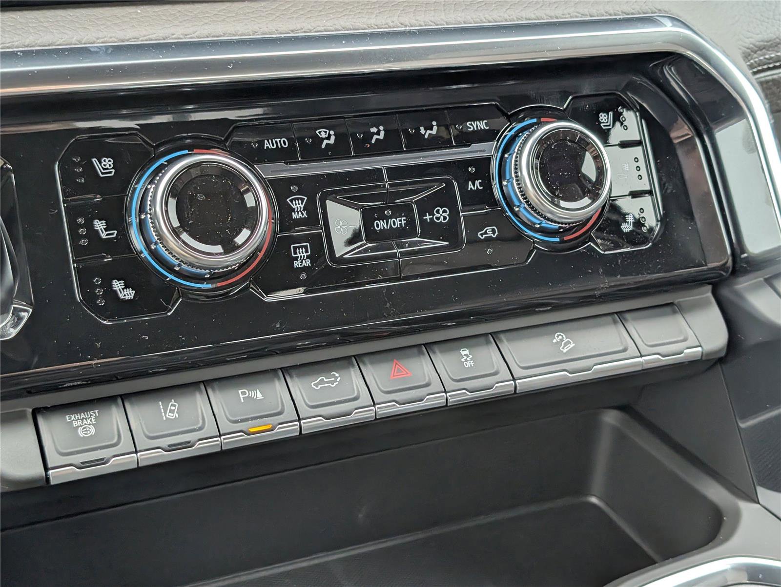 New 2026 GMC Sierra 2500 Denali w/ Denali Reserve Package image 20