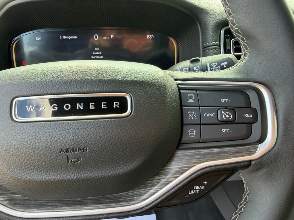 Used 2024 Jeep Wagoneer Series II w/ Flexible Seating Group AWD/4WD image 19