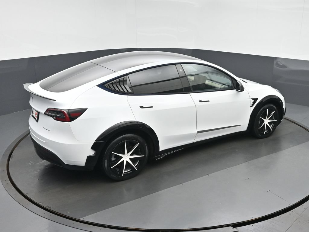 Used 2023 Tesla Model Y Long Range AWD/4WD image 16