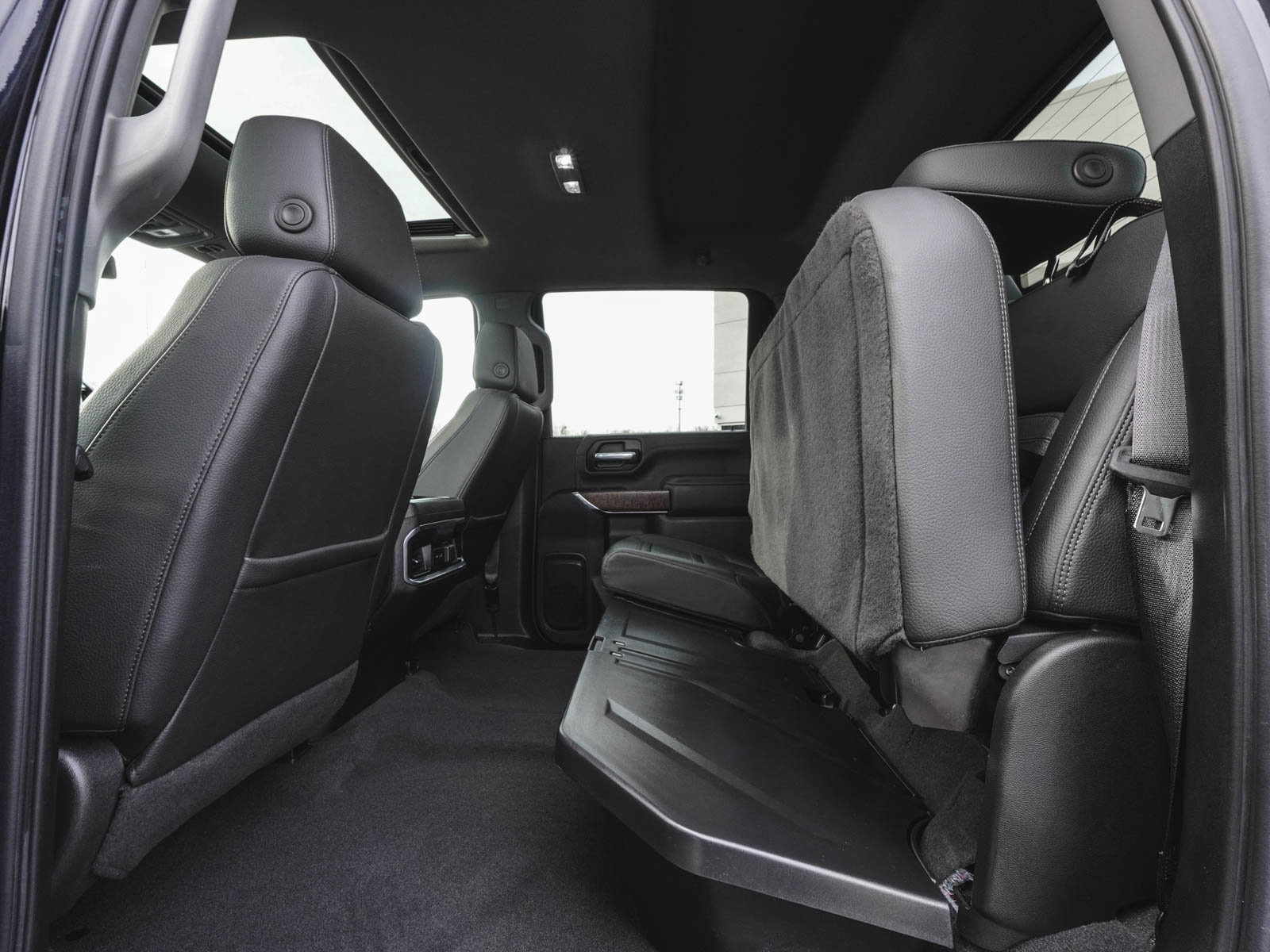 Used 2022 GMC Sierra 3500 Denali image 35