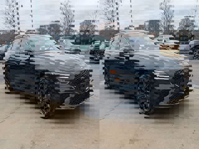 Used 2023 Genesis G70 2.0T w/ Sport Prestige Package image 3