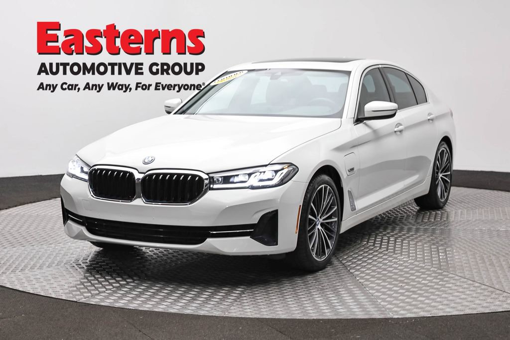 Used 2023 BMW 530e xDrive w/ Convenience Package AWD/4WD image 1