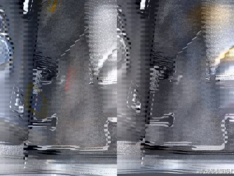 Used 2021 Mercedes-Benz GLC 300 4MATIC image 27