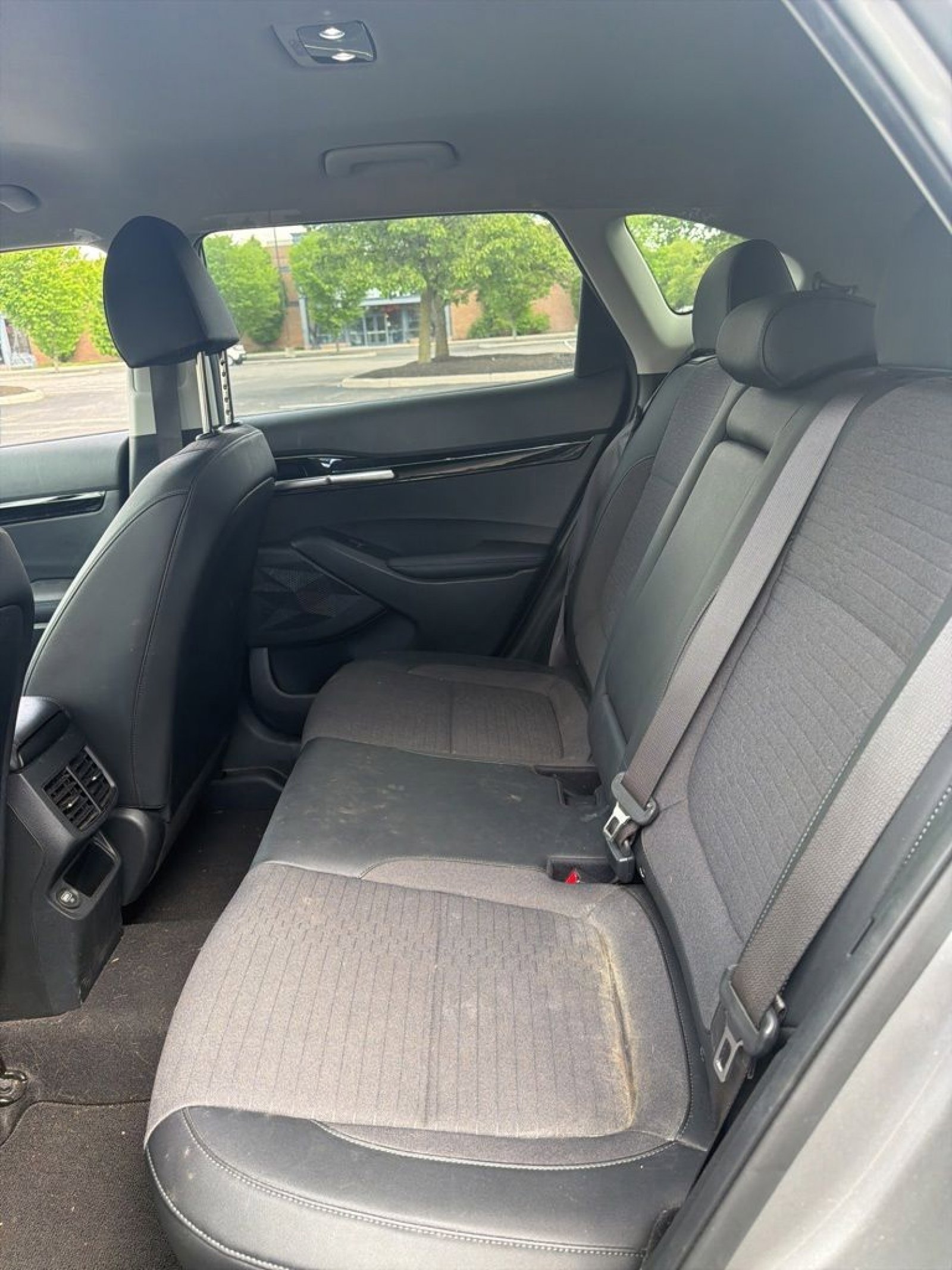 Used 2023 Kia Seltos S w/ Navigation Package FWD image 16