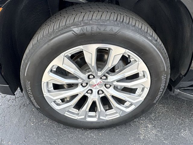 Used 2024 GMC Yukon Denali AWD/4WD image 33