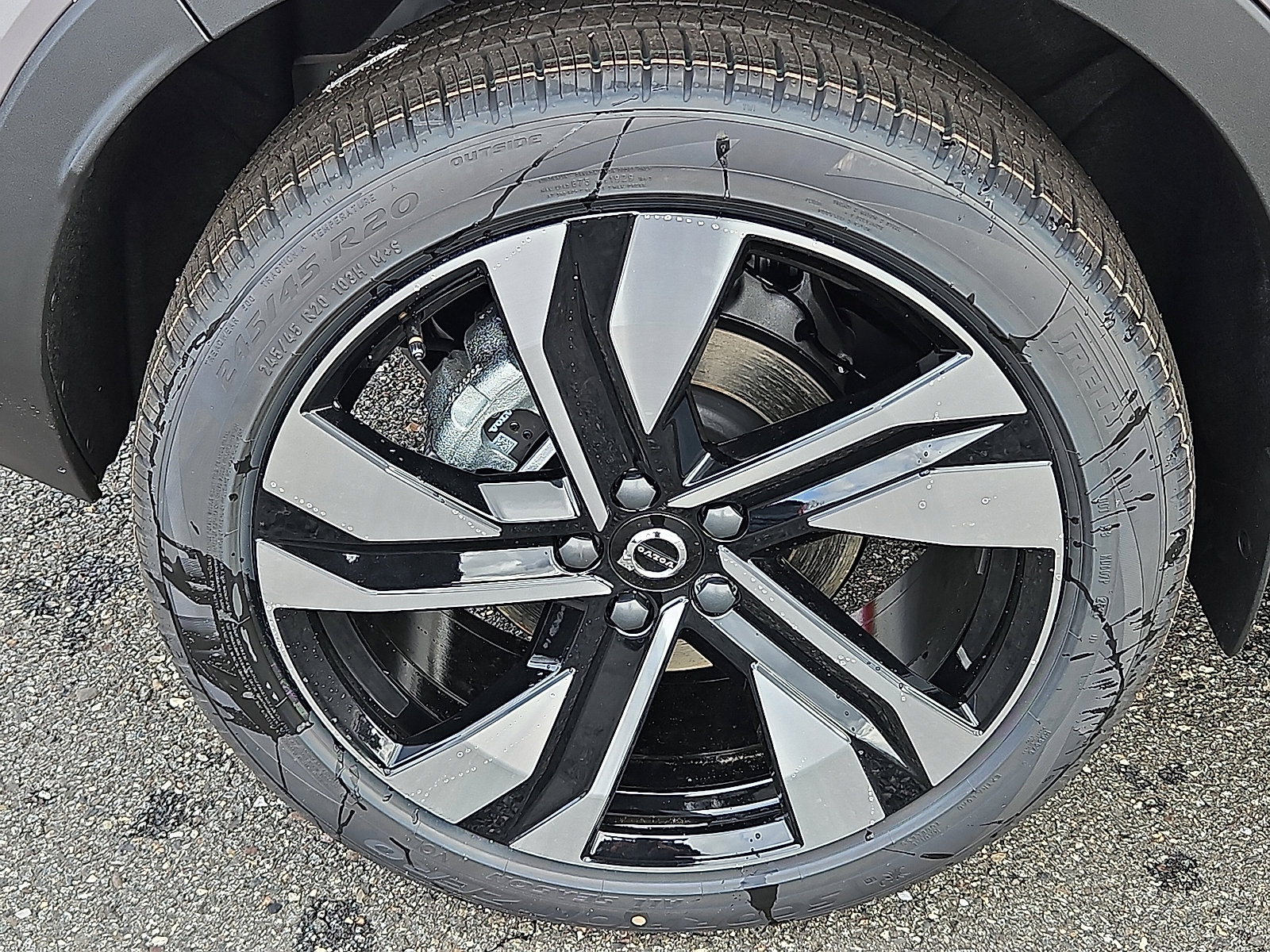 New 2026 Volvo XC40 B5 Ultra w/ Protection Package Premier AWD/4WD image 7