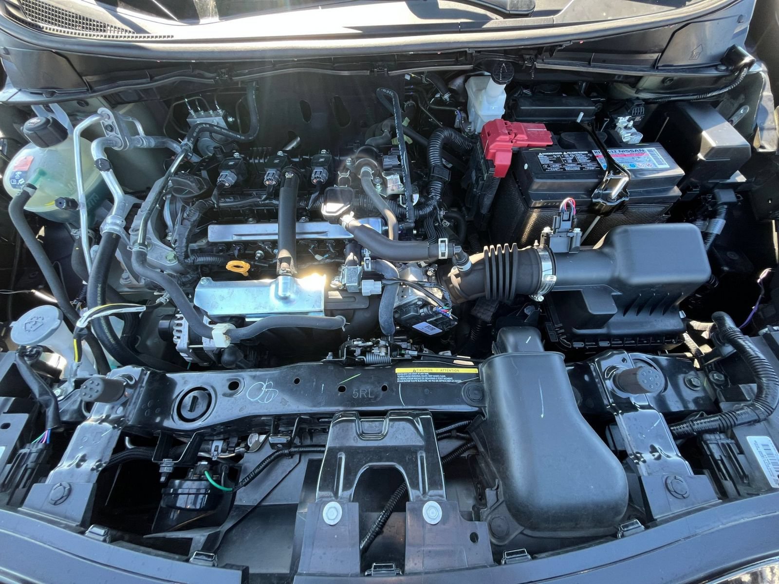 Used 2025 Nissan Versa SV FWD image 27