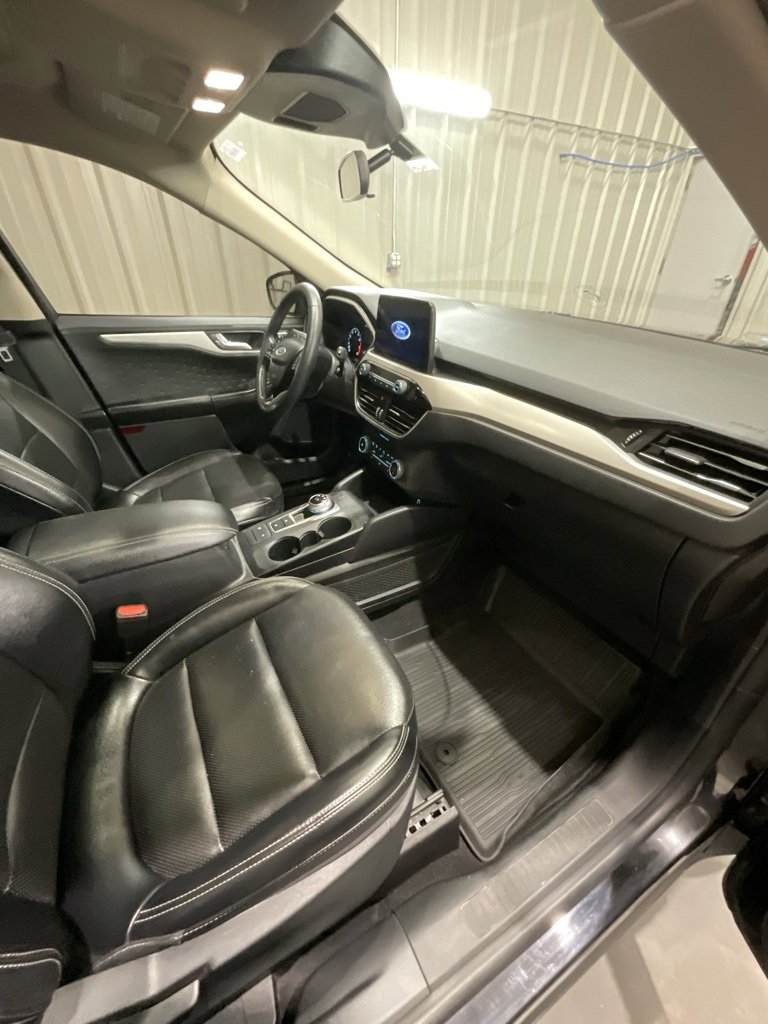 Used 2020 Ford Escape SEL image 14