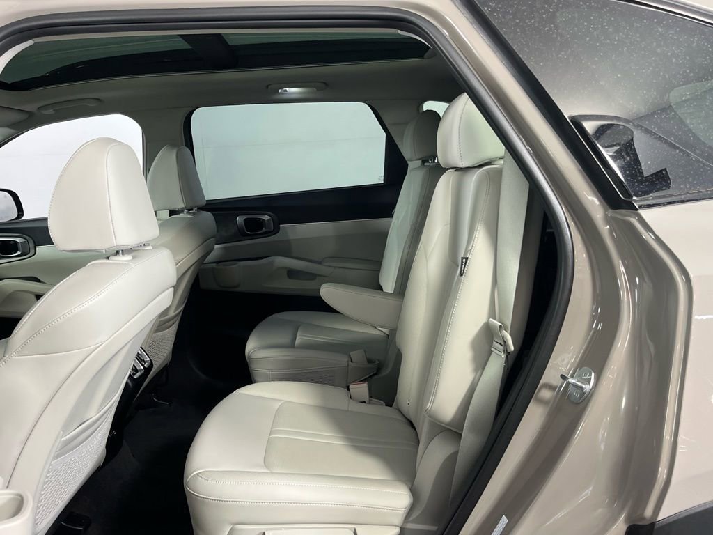 Used 2025 Kia Sorento X-Line EX image 25