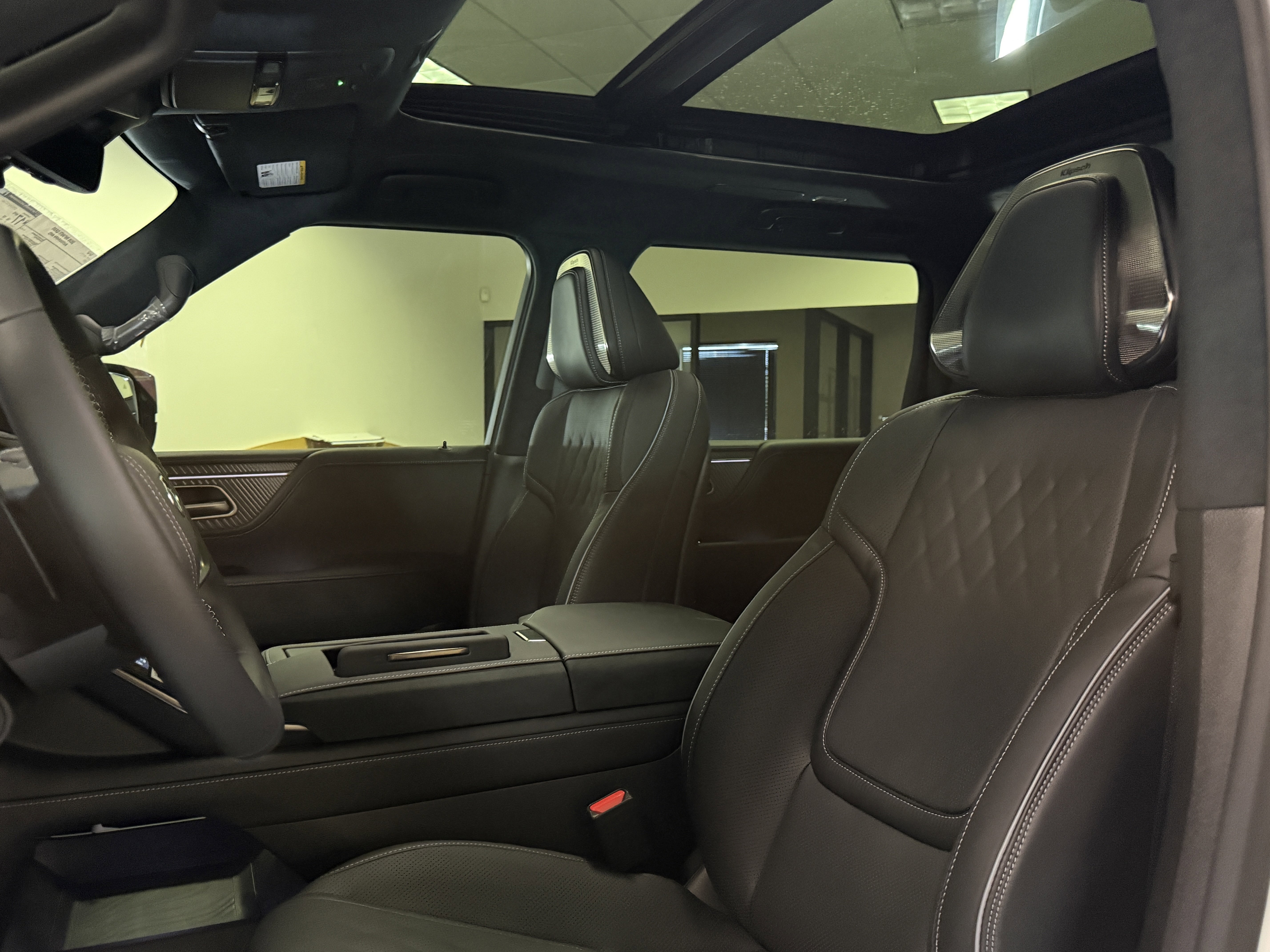 New 2026 INFINITI QX80 Autograph image 13