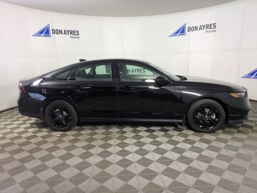 Certified 2025 Honda Accord SE image 16