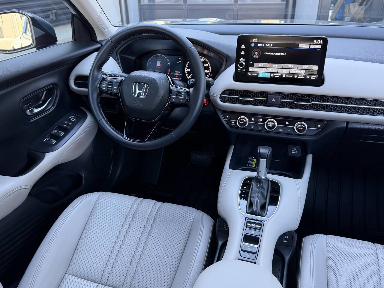Used 2025 Honda HR-V EX-L image 21