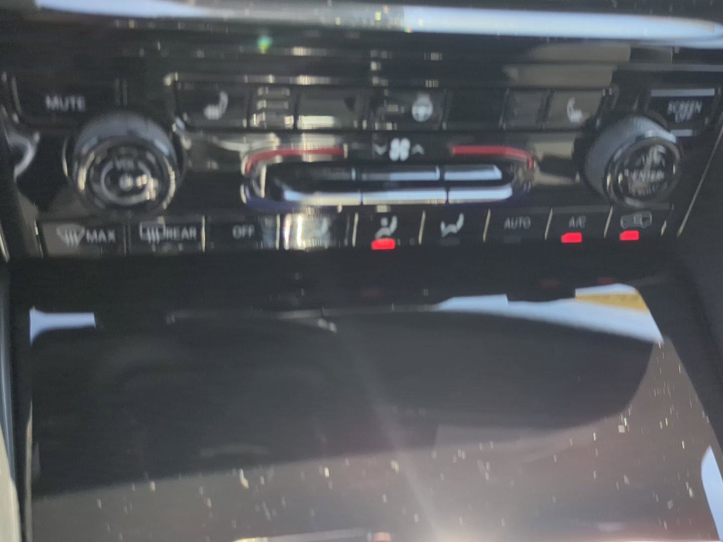 New 2025 Jeep Grand Cherokee L Altitude image 27