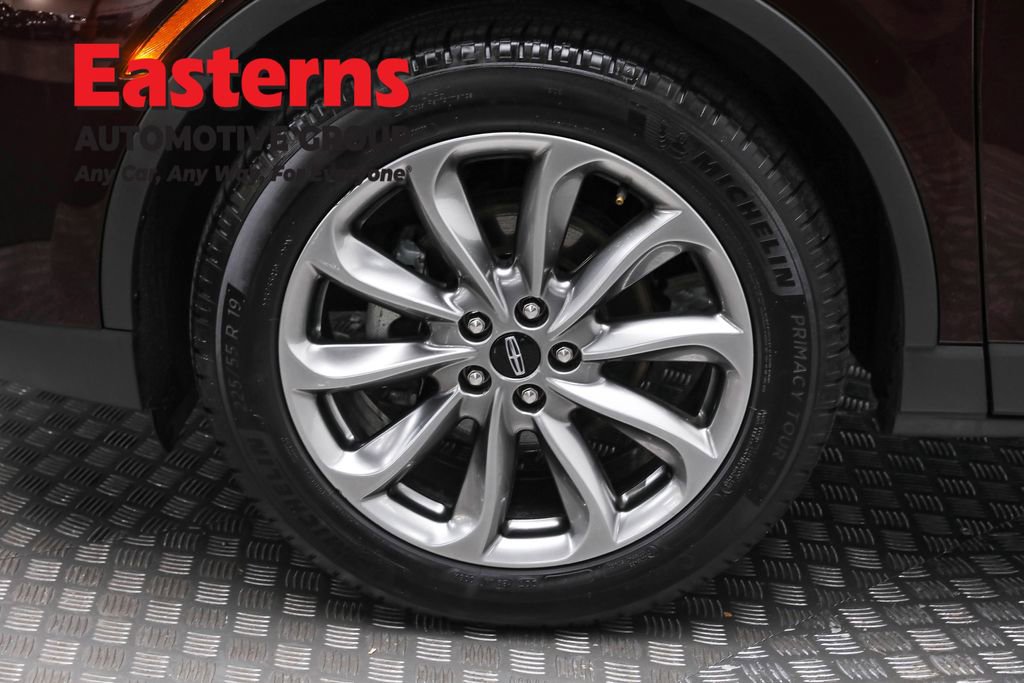 Used 2021 Lincoln Corsair FWD w/ Premium Package image 34