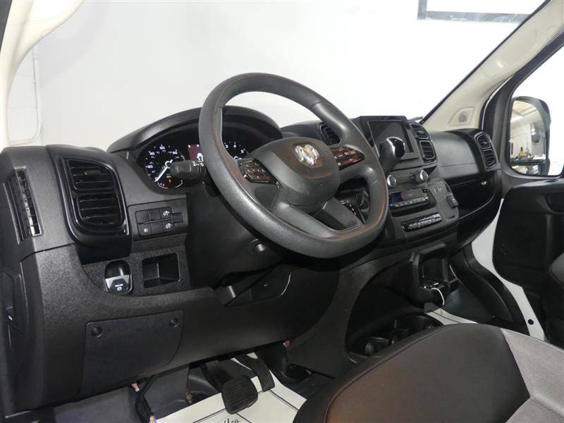 Used 2025 RAM ProMaster 2500 w/ Convenience Group FWD image 19