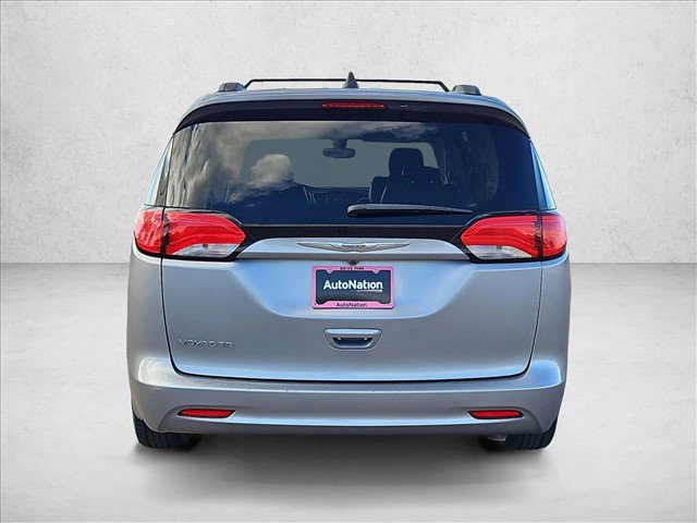 Used 2021 Chrysler Voyager Lxi FWD image 6