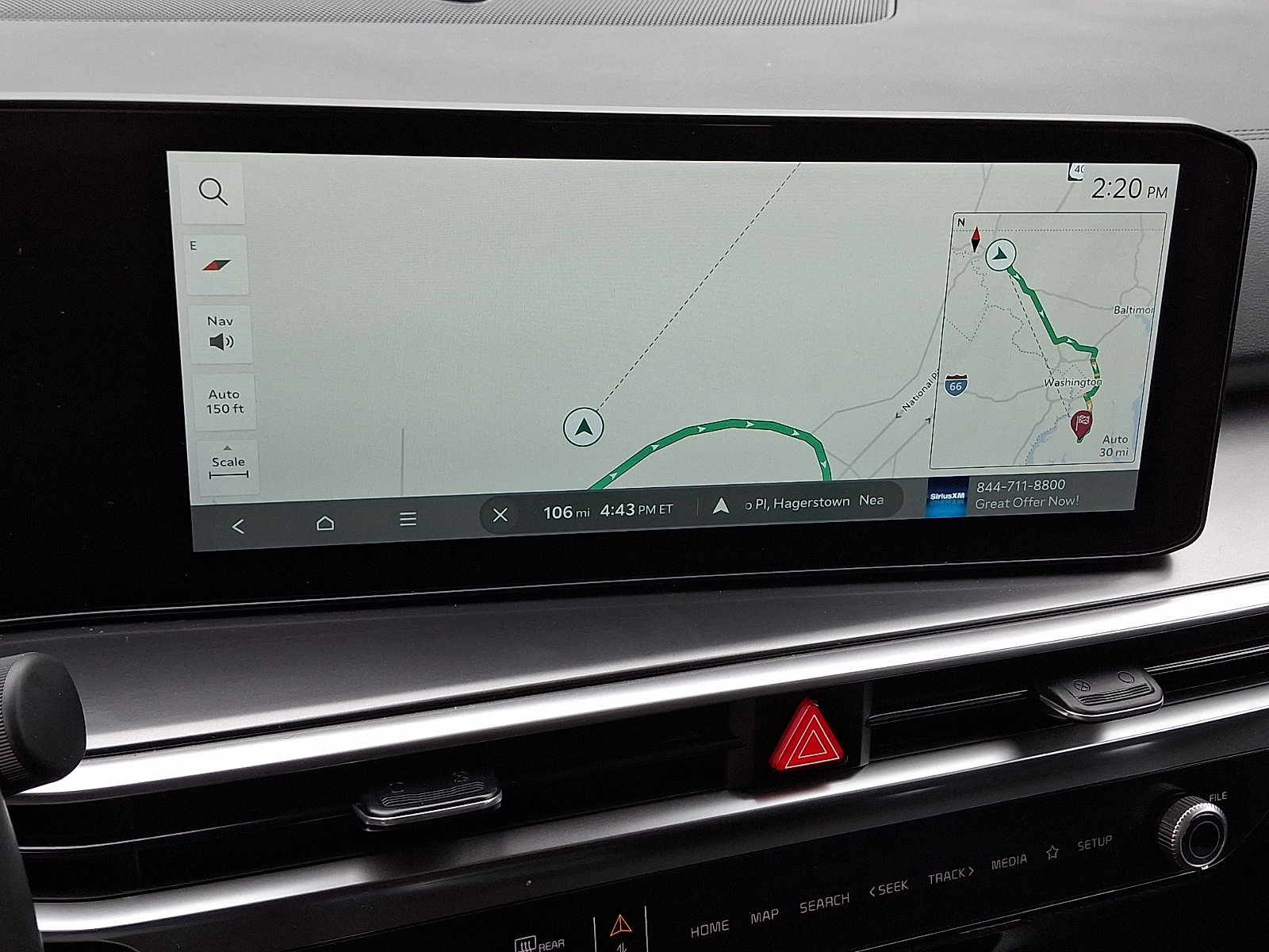 Used 2025 Kia Sorento EX w/ Panoramic Sunroof Package image 18