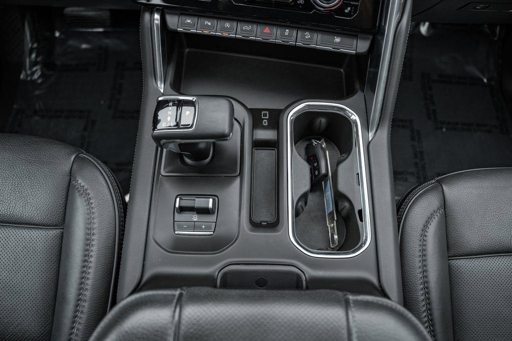 Used 2023 GMC Sierra 1500 Denali w/ Technology Package AWD/4WD image 37