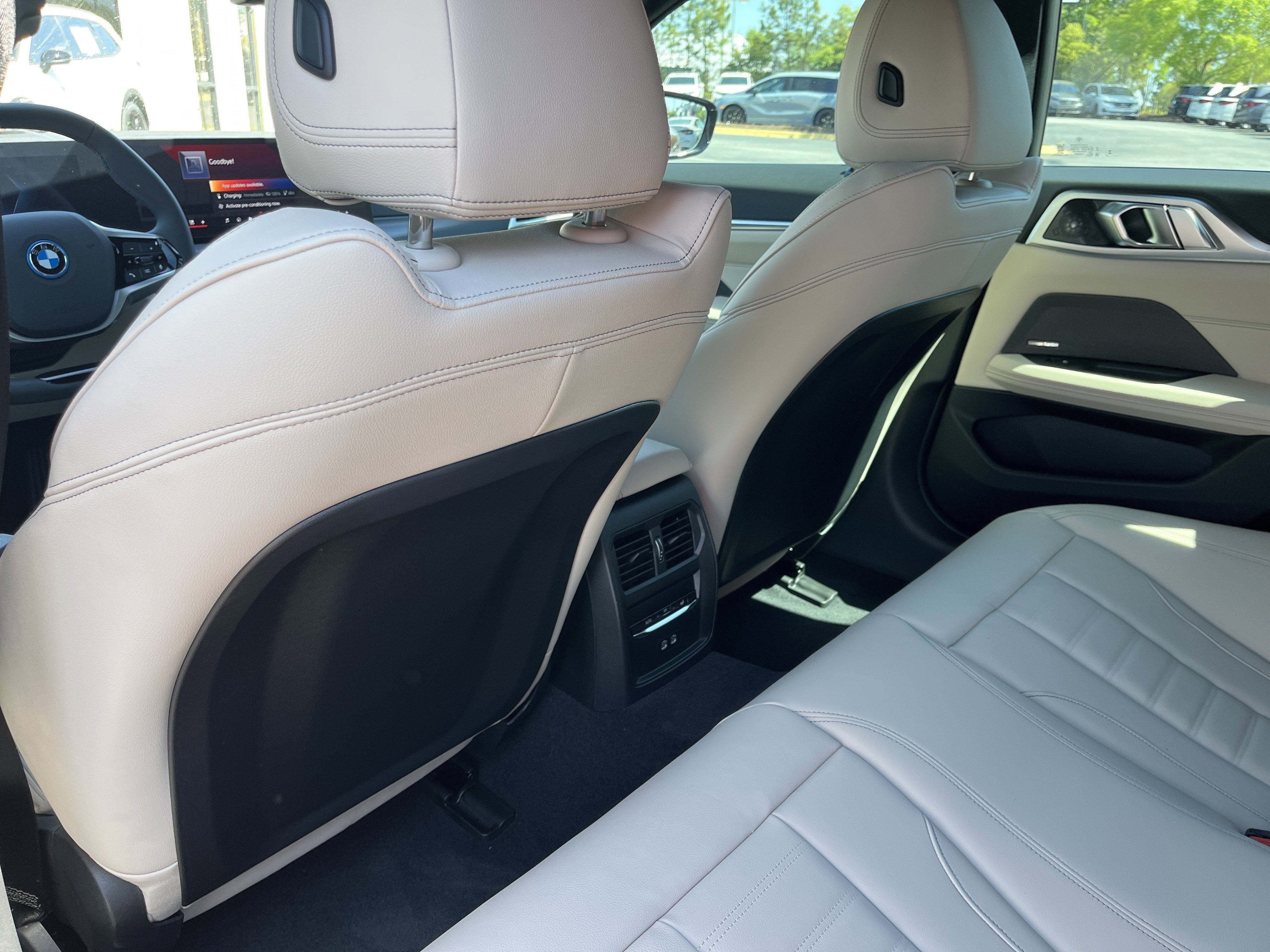 New 2026 BMW i4 eDrive40 w/ Premium Package RWD image 20