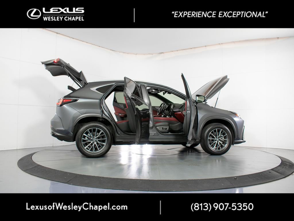Used 2025 Lexus NX 250 FWD w/ Towing Package (2000 Lbs) image 17