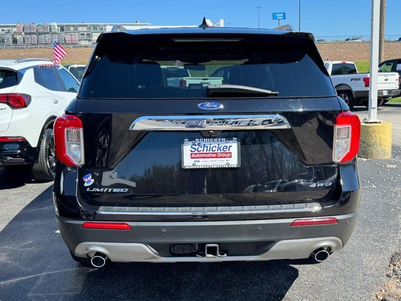 Used 2022 Ford Explorer Limited w/ Limited Technology Package AWD/4WD image 4
